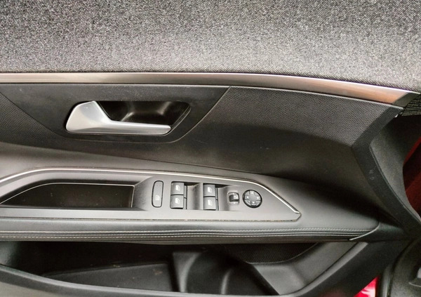 Peugeot 3008 cena 79900 przebieg: 187570, rok produkcji 2019 z Marki małe 277